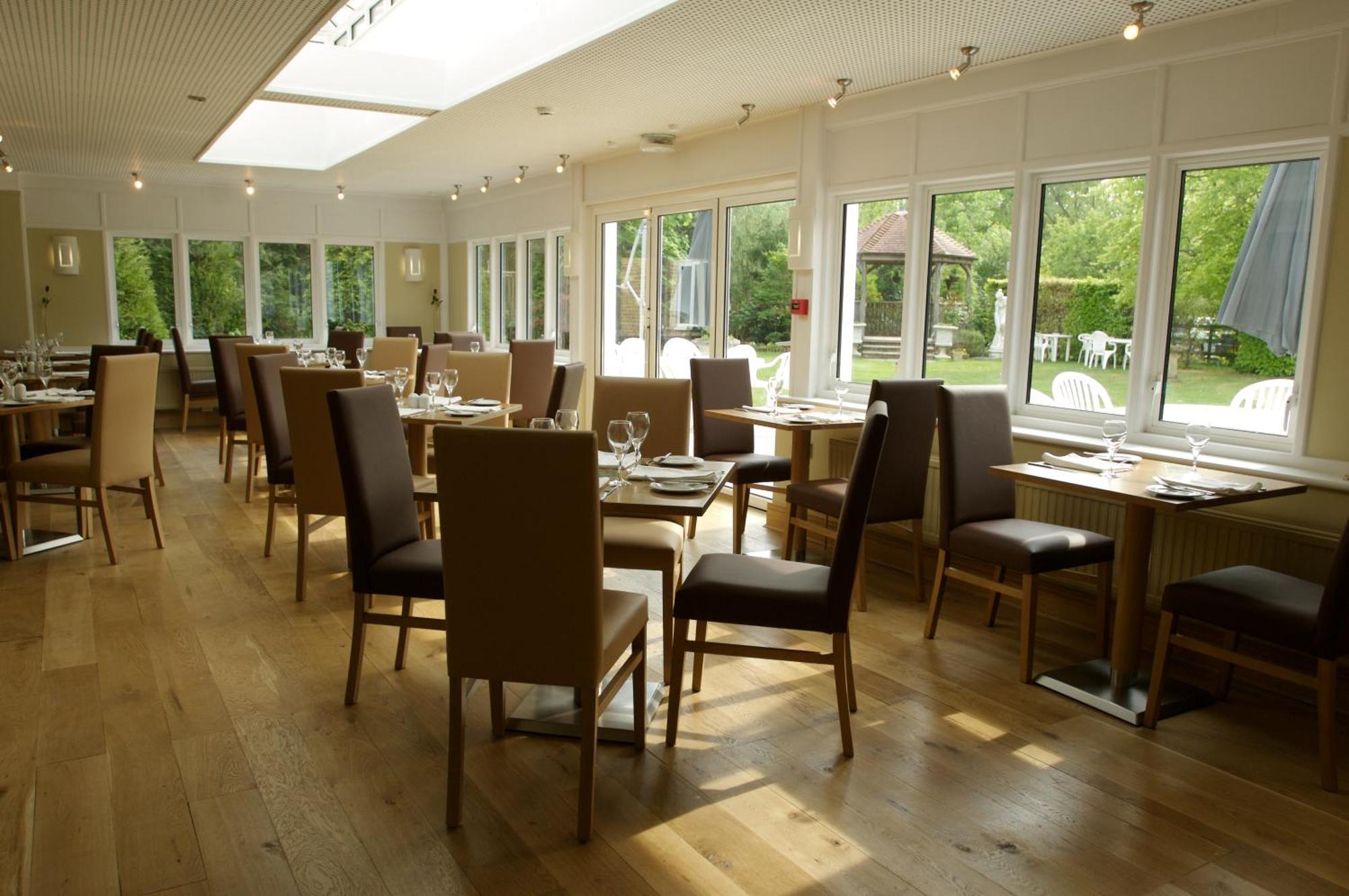Little Silver Country Hotel Tenterden Exterior foto